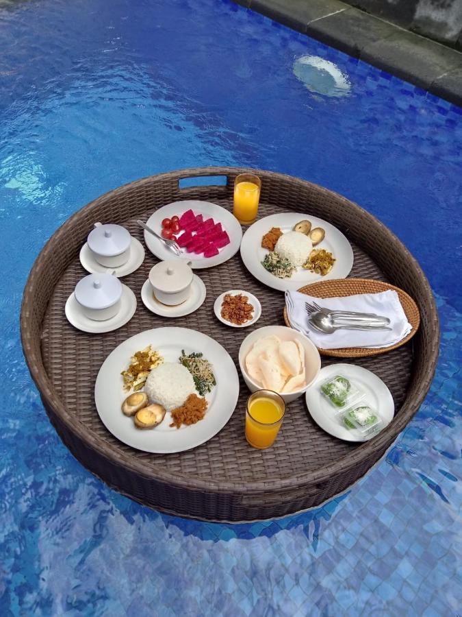 The Surya Kuta Villa Ngoại thất bức ảnh